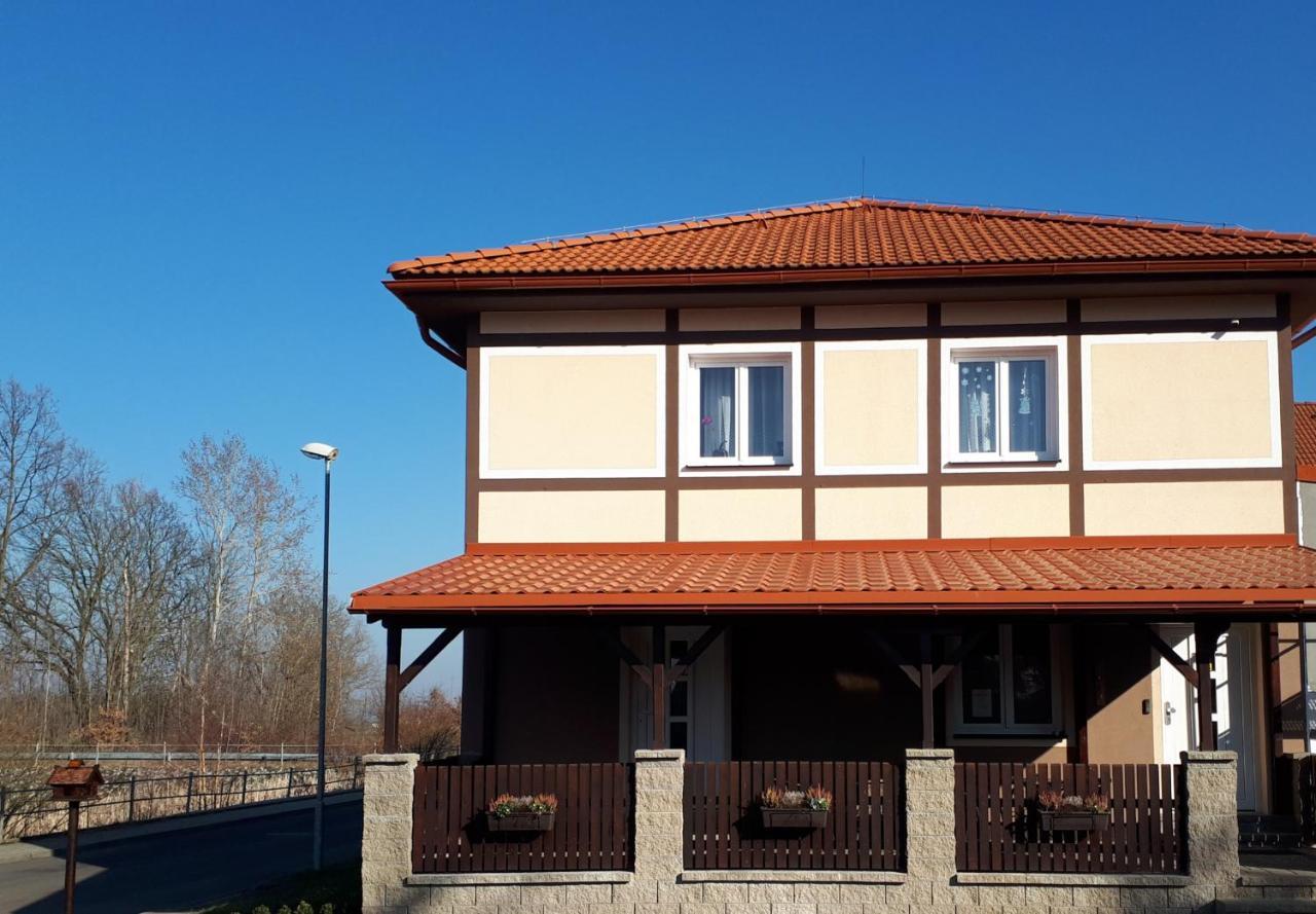 Pension Krasno Cheb Exteriér fotografie